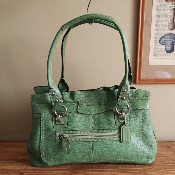 Penelope Tote - Picture 1 of 10